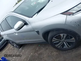 2021 Mitsubishi Outlander ES z VIN JA4ARUAU4MU025575, wystawiony jako IAAI lot #41937147 z przebiegiem 66 640 mil mil oraz . Historia ofert i sprzedaży dostępna na DreamBid. Obrazek 13.
