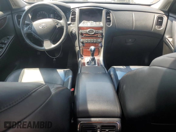 2016 Infiniti QX50 z VIN JN1BJ0RR6GM269827, wystawiony jako Copart lot #55210945 z przebiegiem 79 818 mil mil oraz Szkoda całkowita • Salvage title. Historia ofert i sprzedaży dostępna na DreamBid. Obrazek 8.