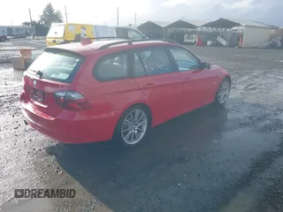 2007 BMW 3 Series 328xi с VIN WBAVT73507FZ36976, выставлен на аукционе IAAI как лот 41647516 с пробегом 157 049 миль миль и . История ставок и продаж доступна на DreamBid. Изображение 4.