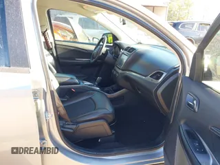 2019 Dodge Journey Crossroad with VIN 3C4PDCGG6KT841317, listed as a IAAI auction lot 41792618 with 149,856 mi miles and . Bid and sale history available at DreamBid. Image 5.