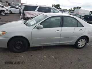 2006 Toyota Camry STD with VIN 4T1BE32KX6U736645, listed as a IAAI auction lot 42495312 with 177,972 mi miles and . Bid and sale history available at DreamBid. Image 14.