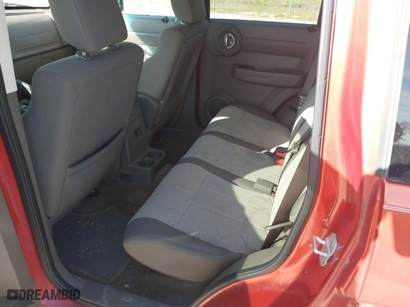 2007 Dodge Nitro SXT with VIN 1D8GT28K27W596437, listed as a IAAI auction lot 41687392 with 279,951 mi miles. Bid and sale history available at carsss.com. Image 8.
