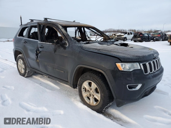 2017 Jeep Grand Cherokee Laredo z VIN 1C4RJFAG2HC799700, wystawiony jako Copart lot #40062834 z przebiegiem Nie podano mil oraz Nie do naprawy • Non repairable. Historia ofert i sprzedaży dostępna na DreamBid. Obrazek 4.