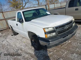 2006 Chevrolet Silverado 1500 Work Truck with VIN 1GCEC14X86Z235955, listed as a IAAI auction lot 41541228 with 193,257 mi miles. Bid and sale history available at carsss.com. Image 1.