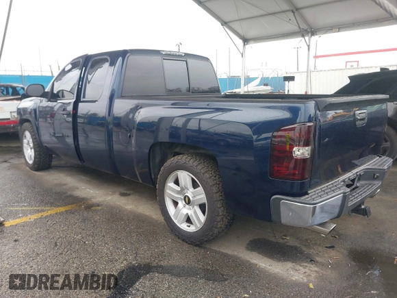 2007 Chevrolet Silverado 1500 LT w/1LT with VIN 2GCEC19J771665197, listed as a IAAI auction lot 41725768 with 122,855 mi miles. Bid and sale history available at carsss.com. Image 3.