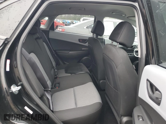 2018 Hyundai Kona SEL with VIN KM8K2CAA9JU083199, listed as a Copart auction lot 37691963 with 30,265 mi miles. Bid and sale history available at carsss.com. Image 11.