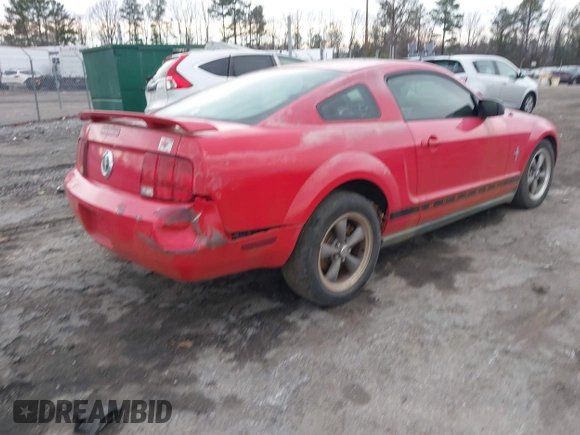2006 Ford Mustang Standard with VIN 1ZVHT80N465163375, listed as a IAAI auction lot 41699496 with 179,854 mi miles. Bid and sale history available at carsss.com. Image 4.