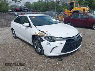 2015 Toyota Camry XLE with VIN 4T1BF1FK6FU004136, listed as a IAAI auction lot 42176871 with 193,553 mi miles and . Bid and sale history available at DreamBid. Image 1.