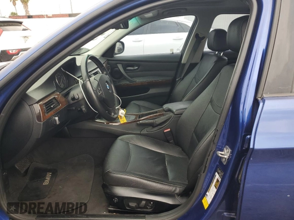 2011 BMW 3 Series 328i с VIN WBAPH5G58BNM84086, выставлен на аукционе Copart как лот 55366015 с пробегом 118 911 миль миль и Списание • Salvage title. История ставок и продаж доступна на DreamBid. Изображение 7.