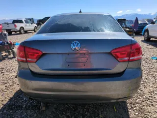 2014 Volkswagen Passat S with VIN 1VWAT7A32EC050253, listed as a Copart auction lot 55683255 with 122,329 mi miles and Salvage title. Bid and sale history available at DreamBid. Image 6.