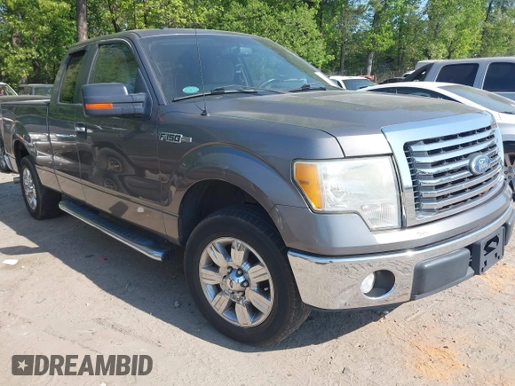 2010 Ford F-150 XL with VIN 1FTEX1C84AFD38671, listed as a IAAI auction lot 42075164 with 196,527 mi miles. Bid and sale history available at carsss.com. Image 1.