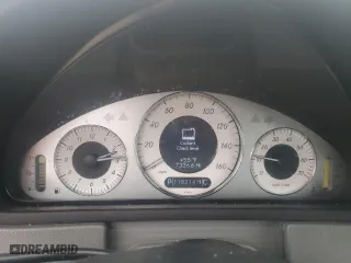 2006 Mercedes-Benz CLK-Class 5.0L with VIN WDBTK75G76T062703, listed as a Copart auction lot 43360395 with 118,214 mi miles and Salvage Title. Bid and sale history available at carsss.com. Image 9.