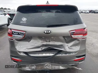2017 Kia Sorento SXL z VIN 5XYPK4A50HG314022, wystawiony jako IAAI lot #41340327 z przebiegiem 97 130 mil mil oraz . Historia ofert i sprzedaży dostępna na DreamBid. Obrazek 6.