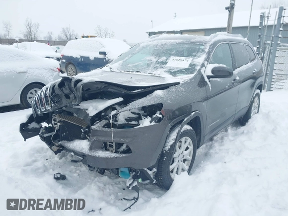 2018 Jeep Cherokee Latitude Plus z VIN 1C4PJMLB1JD530195, wystawiony jako IAAI lot #41629474 z przebiegiem 202 827 mil mil oraz . Historia ofert i sprzedaży dostępna na DreamBid. Obrazek 18.