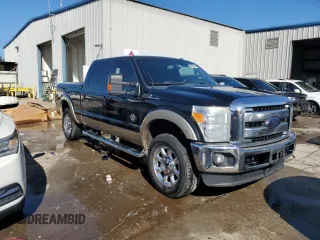 2012 Ford F-250 XL z VIN 1FT7W2BT7CEB60657, wystawiony jako Copart lot #88870585 z przebiegiem 323 147 mil mil oraz Nie do naprawy • Non repairable. Historia ofert i sprzedaży dostępna na DreamBid. Obrazek 4.