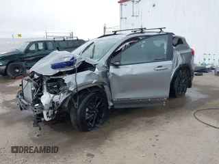 2023 GMC Terrain SLE z VIN 3GKALTEG8PL208986, wystawiony jako IAAI lot #40679682 z przebiegiem 11 023 mil mil oraz . Historia ofert i sprzedaży dostępna na DreamBid. Obrazek 2.