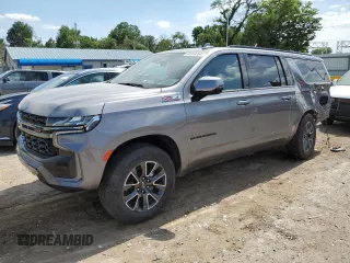 2022 Chevrolet Suburban Z71 with VIN 1GNSKDKD1NR202155, listed as a Copart auction lot 60653304 with 67,495 mi miles and Salvage Title. Bid and sale history available at DreamBid. Image 1.
