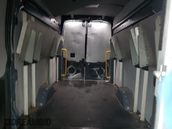 2021 Ford Transit Cargo с VIN 1FTBR3X84MKA97774, выставлен на аукционе Copart как лот 80046504 с пробегом 36 983 миль миль и Списание • Salvage title. История ставок и продаж доступна на DreamBid. Изображение 10.