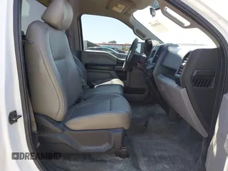 2017 Ford F-150 XL с VIN 1FTMF1C83HKE37594, выставлен на аукционе IAAI как лот 42381825 с пробегом 227 774 миль миль и . История ставок и продаж доступна на DreamBid. Изображение 5.