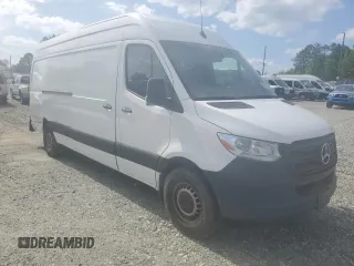 2022 Mercedes-Benz Sprinter Cargo with VIN W1Y40CHY1NT113681, listed as a Copart auction lot 53908755 with 64,231 mi miles and Salvage Title. Bid and sale history available at carsss.com. Image 4.