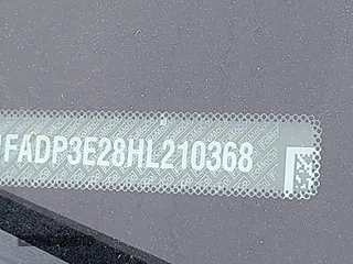 2017 Ford Focus S z VIN 1FADP3E28HL210368, wystawiony jako IAAI lot #42260711 z przebiegiem 69 067 mil mil oraz . Historia ofert i sprzedaży dostępna na DreamBid. Obrazek 17.