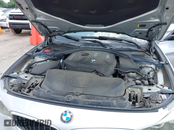 2018 BMW 3 Series 330i xDrive with VIN WBA8Z9C54JG828210, listed as a IAAI auction lot 42468521 with 72,741 mi miles and . Bid and sale history available at DreamBid. Image 10.