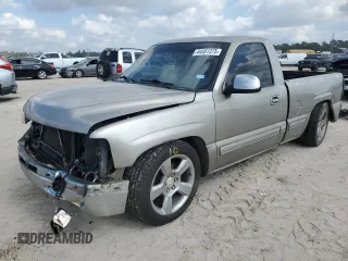 2000 Chevrolet Silverado 1500 with VIN 1GCEC14W8YZ154318, listed as a Copart auction lot 44401375 with 222,405 mi miles and Salvage Title. Bid and sale history available at DreamBid. Image 1.