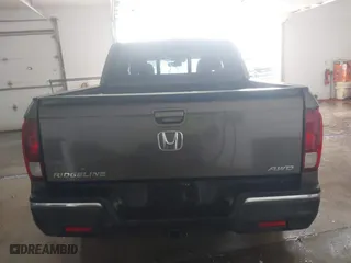 2020 Honda Ridgeline RTL-E with VIN 5FPYK3F75LB001516, listed as a IAAI auction lot 41605859 with 93,902 mi miles. Bid and sale history available at carsss.com. Image 16.