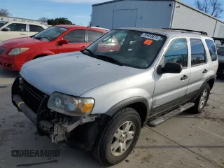 2006 Ford Escape XLT with VIN 1FMCU93116KB10252, listed as a Copart auction lot 85453874 with 53,585 mi miles and Salvage Title. Bid and sale history available at carsss.com. Image 1.