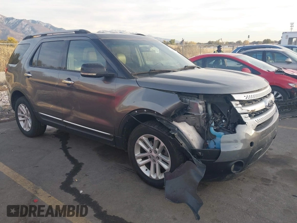 2013 Ford Explorer XLT z VIN 1FM5K8D85DGA55051, wystawiony jako IAAI lot #40871162 z przebiegiem 132 961 mil mil oraz . Historia ofert i sprzedaży dostępna na DreamBid. Obrazek 1.