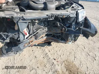2014 Jeep Grand Cherokee Laredo with VIN 1C4RJFAG1EC174927, listed as a IAAI auction lot 40081743 with 194,396 mi miles. Bid and sale history available at carsss.com. Image 6.