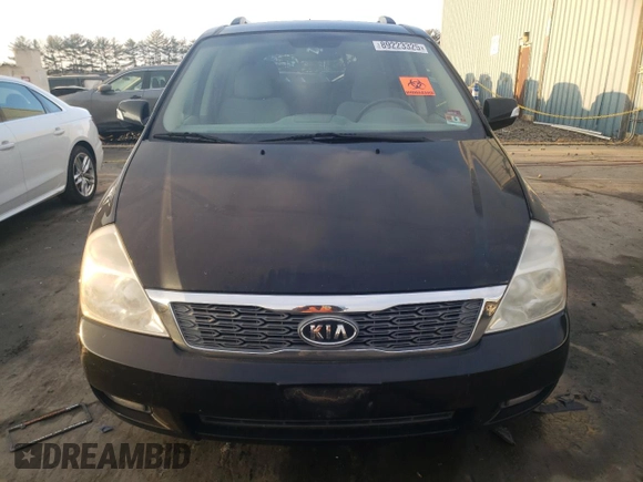 2011 Kia Sedona EX with VIN KNDMH4C7XB6400674, listed as a Copart auction lot 89223325 with 220,584 mi miles and Clean Title. Bid and sale history available at carsss.com. Image 5.