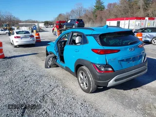 2023 Hyundai Kona SEL with VIN KM8K3CAB0PU961794, listed as a IAAI auction lot 41071018 with 8,988 mi miles and . Bid and sale history available at DreamBid. Image 3.
