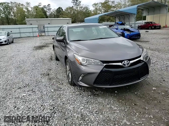 2015 Toyota Camry XLE with VIN 4T1BF1FK4FU905540, listed as a Copart auction lot 50868185 with 52,853 mi miles and Salvage Title. Bid and sale history available at carsss.com. Image 11.
