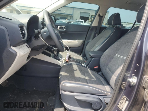 2020 Hyundai Venue SEL with VIN KMHRC8A33LU014182, listed as a Copart auction lot 60740345 with 75,616 mi miles and Salvage title. Bid and sale history available at DreamBid. Image 7.