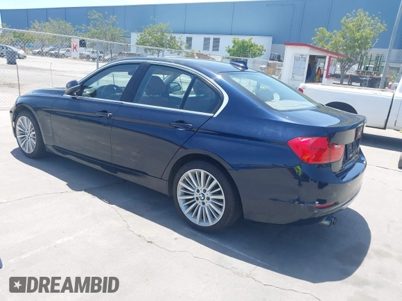 2012 BMW 3 Series 328i with VIN WBA3A5G59CNP16943, listed as a IAAI auction lot 42272421 with 195,089 mi miles and . Bid and sale history available at DreamBid. Image 3.