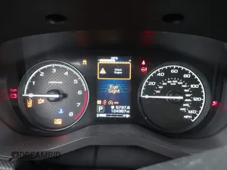 2020 Subaru Forester z VIN JF2SKAAC3LH459385, wystawiony jako IAAI lot #42184507 z przebiegiem 124 987 mil mil oraz . Historia ofert i sprzedaży dostępna na DreamBid. Obrazek 7.
