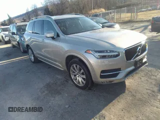 2016 Volvo XC90 T6 Momentum with VIN YV4A22PK7G1034763, listed as a IAAI auction lot 41590080 with 132,508 mi miles. Bid and sale history available at carsss.com. Image 1.