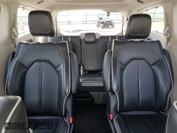 2022 Chrysler Pacifica Hybrid Limited with VIN 2C4RC1S72NR180156, listed as a Copart auction lot 62742765 with 71,935 mi miles and Salvage title. Bid and sale history available at DreamBid. Image 10.