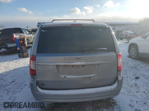 2016 Chrysler Town & Country Touring with VIN 2C4RC1BG4GR206680, listed as a Copart auction lot 89103775 with 203,769 mi miles and Clean Title. Bid and sale history available at carsss.com. Image 6.