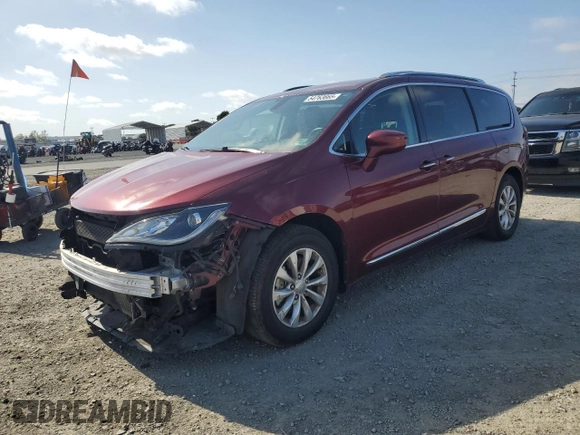 2018 Chrysler Pacifica Touring L with VIN 2C4RC1BGXJR118028, listed as a Copart auction lot 54763665 with 163,299 mi miles and Salvage Title. Bid and sale history available at DreamBid. Image 1.