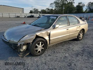 1994 Honda Accord EX w/Leather with VIN 1HGCD5658RA132269, listed as a Copart auction lot 81074554 with 242,624 mi miles and Salvage Title. Bid and sale history available at carsss.com. Image 1.