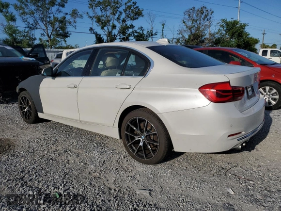 2017 BMW 3 Series 330i z VIN WBA8B9G34HNU52157, wystawiony jako Copart lot #64464125 z przebiegiem 72 659 mil mil oraz Czysty tytuł • Clean title. Historia ofert i sprzedaży dostępna na DreamBid. Obrazek 2.