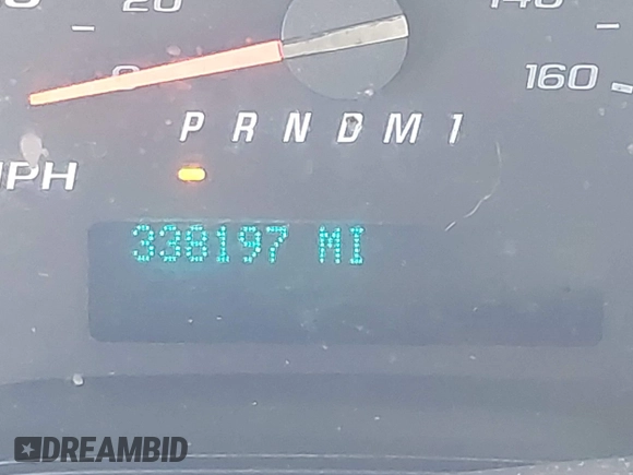 2016 GMC Savana Cargo with VIN 1GTW7AFF4G1182927, listed as a IAAI auction lot 42166124 with 338,197 mi miles. Bid and sale history available at carsss.com. Image 16.