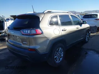 2020 Jeep Cherokee Latitude Plus with VIN 1C4PJLLB5LD521965, listed as a IAAI auction lot 41232028 with 77,729 mi miles. Bid and sale history available at carsss.com. Image 4.
