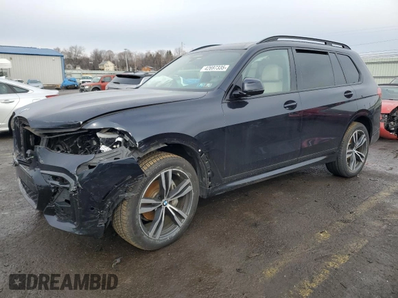 2020 BMW X7 xDrive40i with VIN 5UXCW2C09L9B77747, listed as a Copart auction lot 42697335 with 0 mi miles and Salvage Title. Bid and sale history available at carsss.com. Image 1.