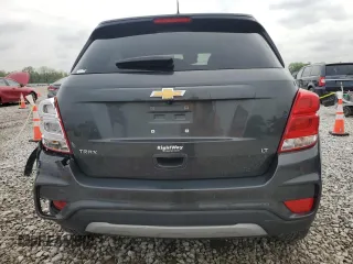2019 Chevrolet Trax LT z VIN 3GNCJLSB6KL388214, wystawiony jako Copart lot #56182105 z przebiegiem 77 880 mil mil oraz Czysty tytuł • Clean title. Historia ofert i sprzedaży dostępna na DreamBid. Obrazek 6.