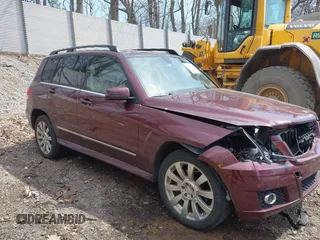 2010 Mercedes-Benz GLK with VIN WDCGG8HB0AF393375, listed as a IAAI auction lot 42044840 with 88,668 mi miles. Bid and sale history available at carsss.com. Image 1.