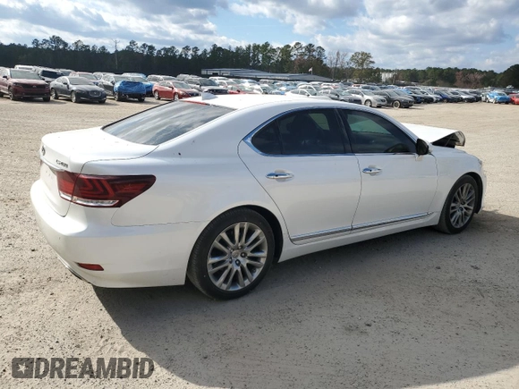 2016 Lexus LS 460 with VIN JTHBL5EF5G5141054, listed as a Copart auction lot 83382144 with 98,592 mi miles and Salvage title. Bid and sale history available at DreamBid. Image 3.