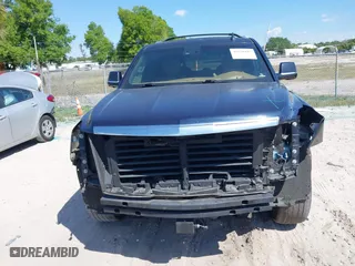 2017 Cadillac Escalade Platinum with VIN 1GYS4DKJ2HR232434, listed as a IAAI auction lot 41870447 with 89,003 mi miles. Bid and sale history available at carsss.com. Image 13.